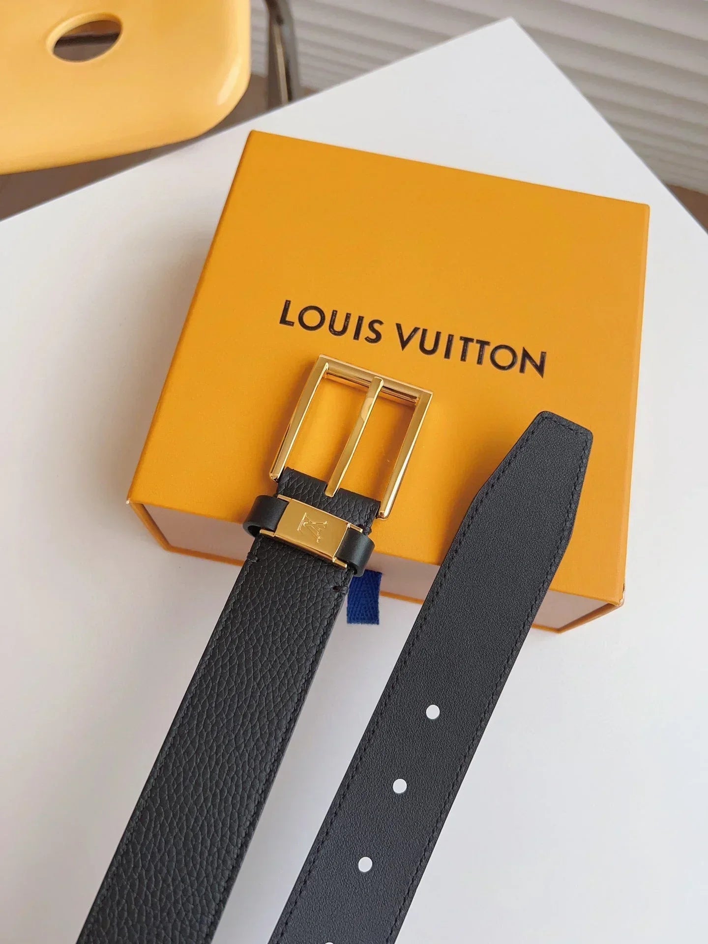 2025 belt Men's Pin Buckle Belt Width: 35mm
