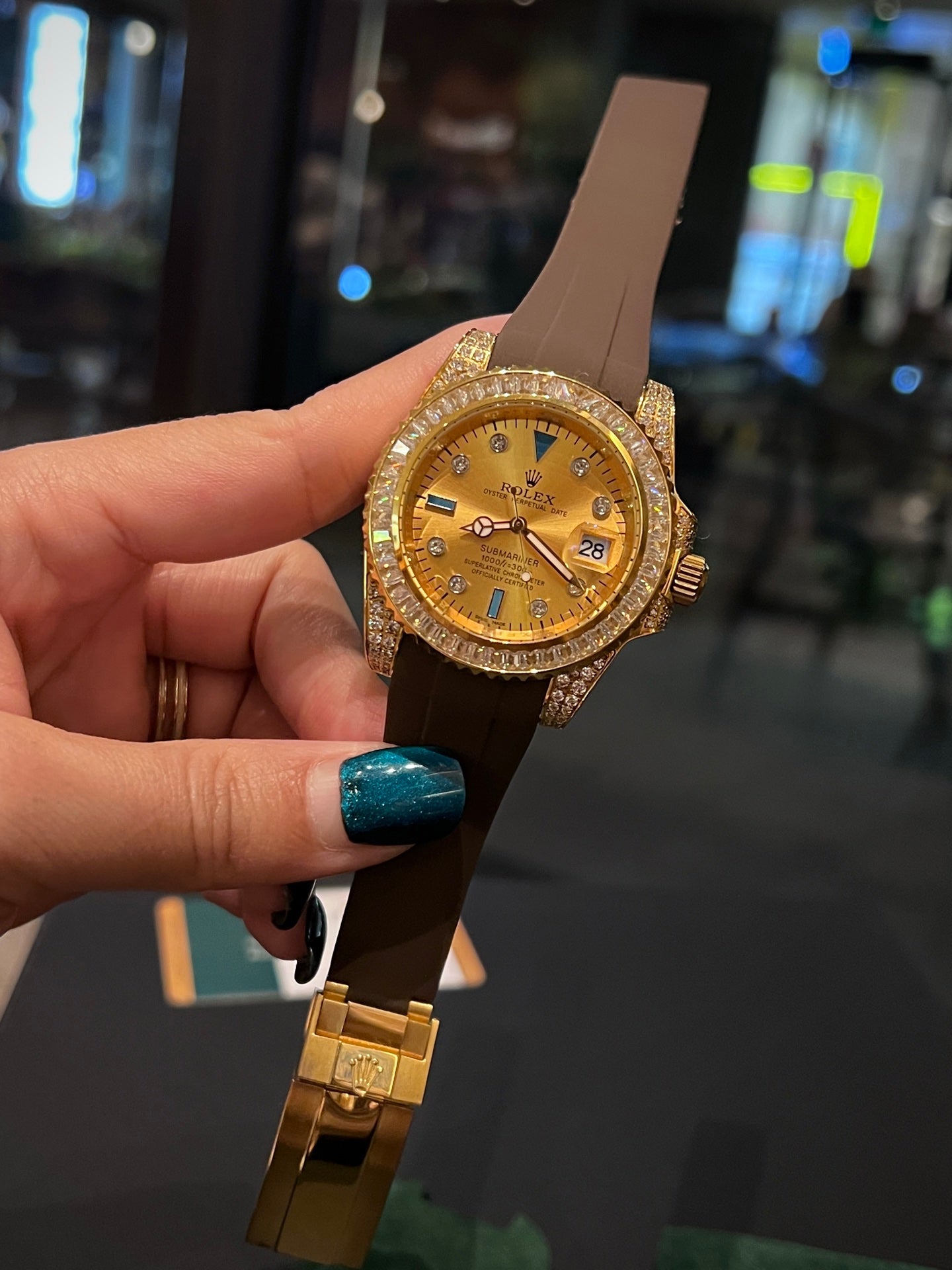 2026 New Arrival 👾 Diamond-Dial Watch 👺 A top-tier collectible, a must-have for anyone who dislikes the ubiquitous Submariner.