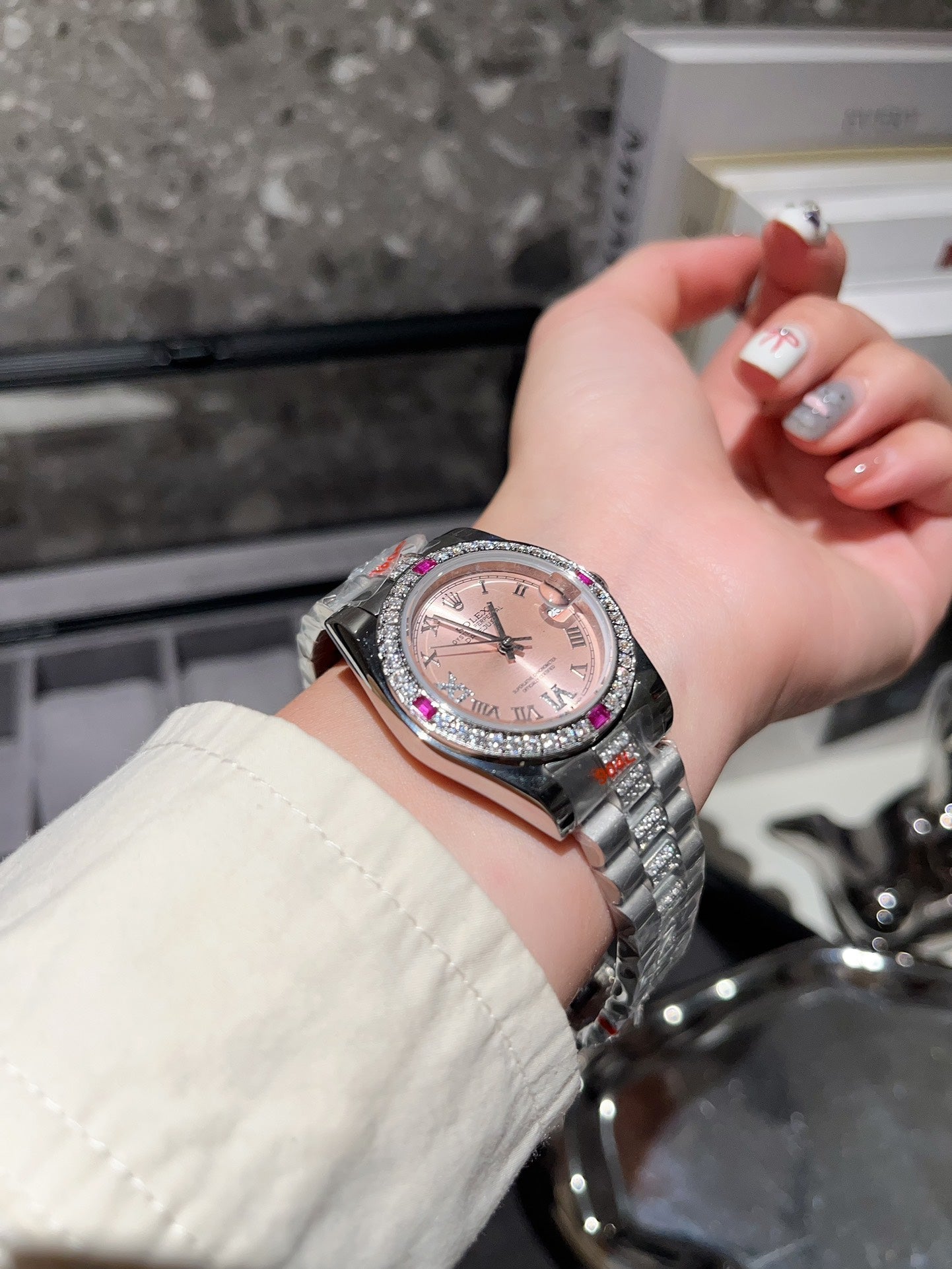 2026 Log Watch Series Classic Women's Edition Solid Steel Band - Original Push-Down Buckle Imported Movement Highly Recommended Design Exudes Unique Nobility and Elegant Goddess Aura!