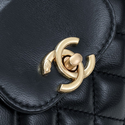 2025 Bag Stylish Top-handle Bag W39115