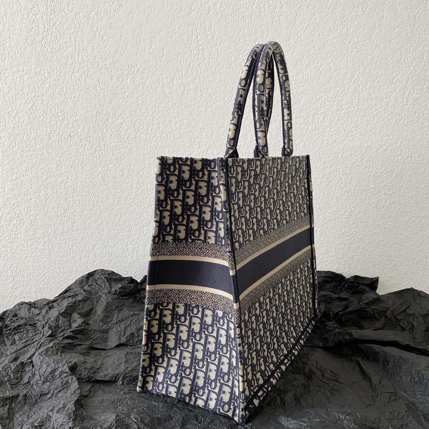 2025 Bag Book Tote Bag D9